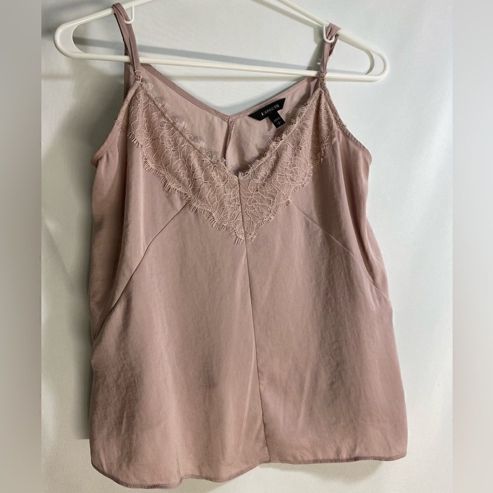 Express stain lace trim cami size: small